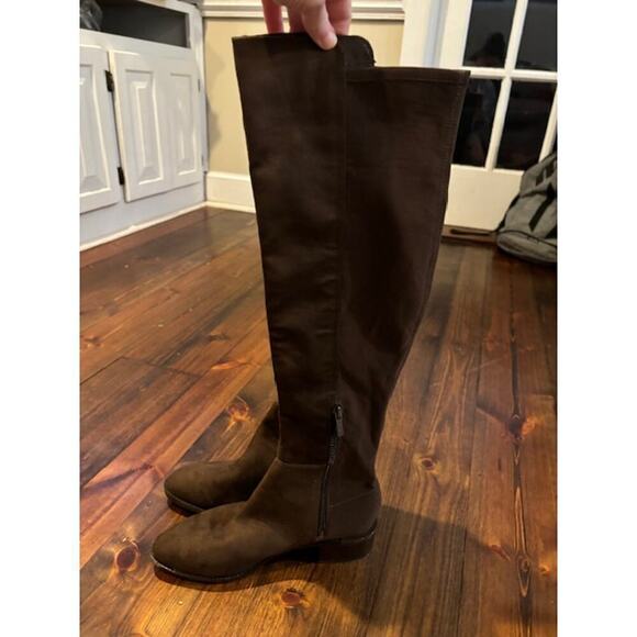 NWT Calvin Klein Womens Suede Over the Knee Boots Low Heel Brown Zip Stretch 8 - Picture 2 of 6